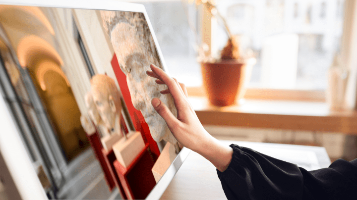 Musuem_touch